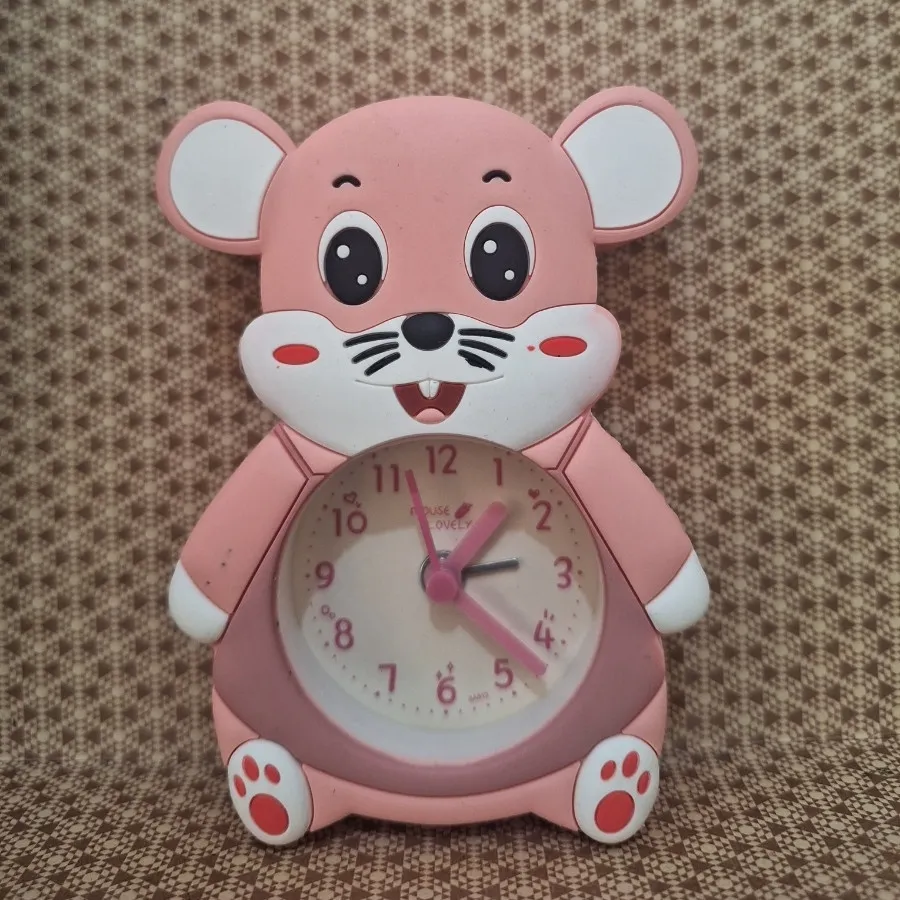 ساعت رومیزی بچگانه