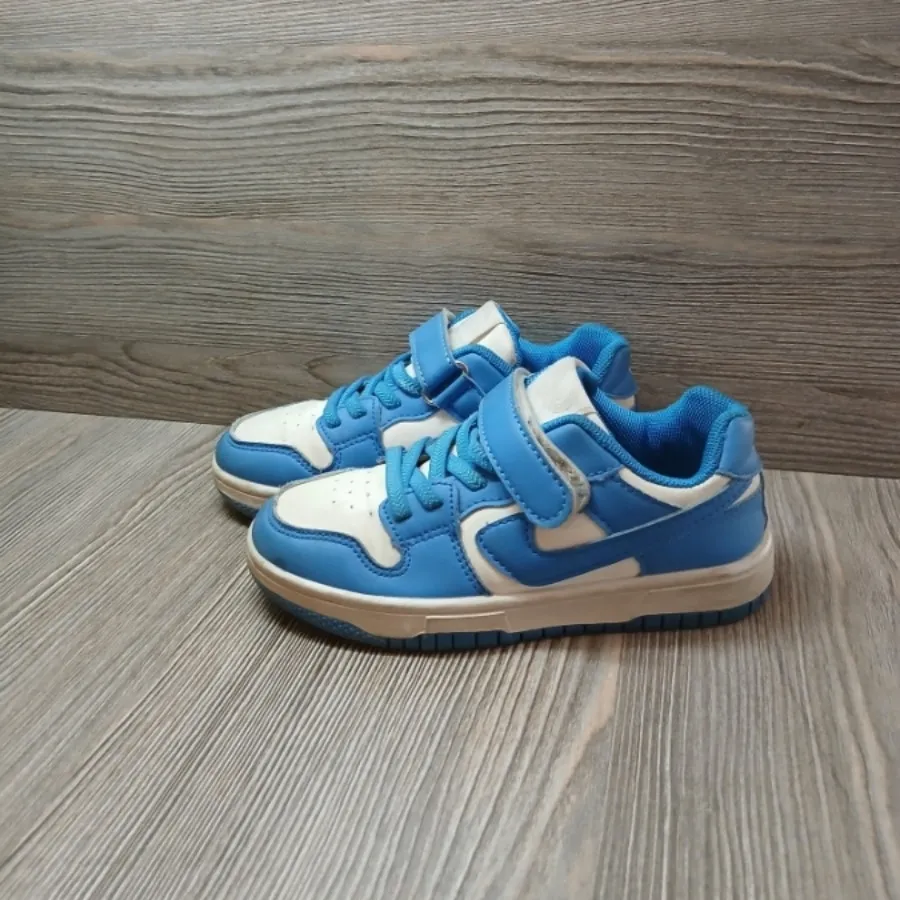 کتونی بچگانه خارجی