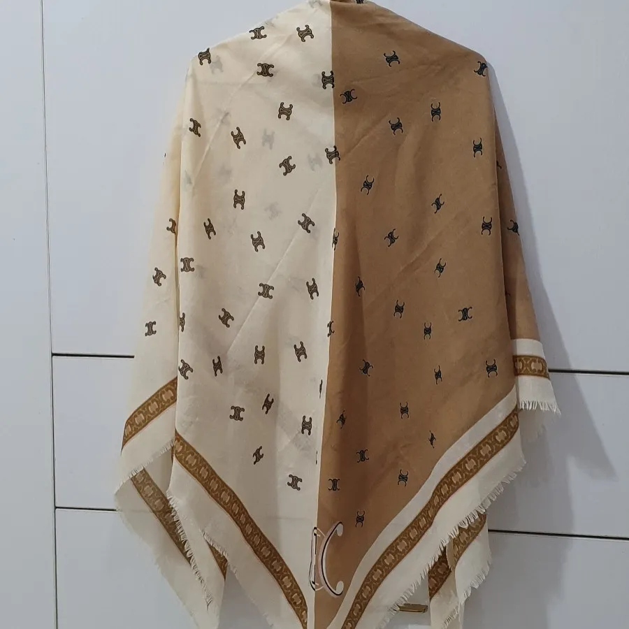 روسری سیا اسکارف