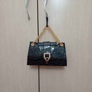 کیف ورنی مشکی