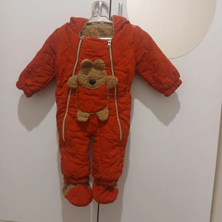 کاپشن سرهمی قرمز