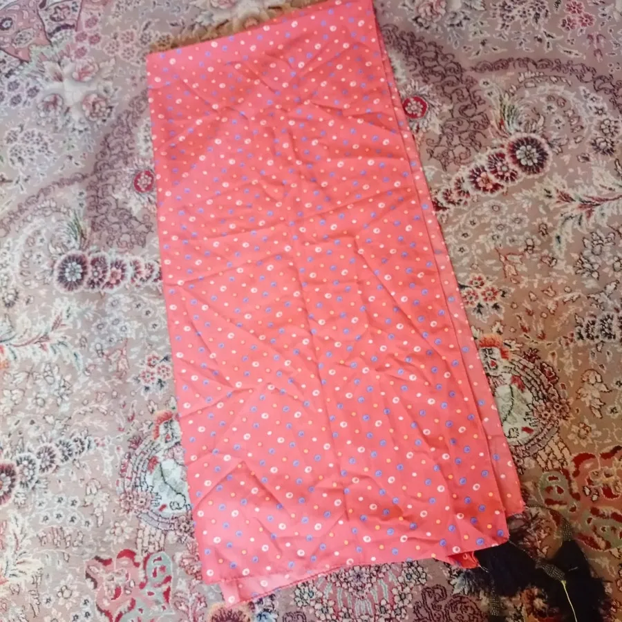 شال منگوله دار