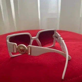 عینک ورساچه