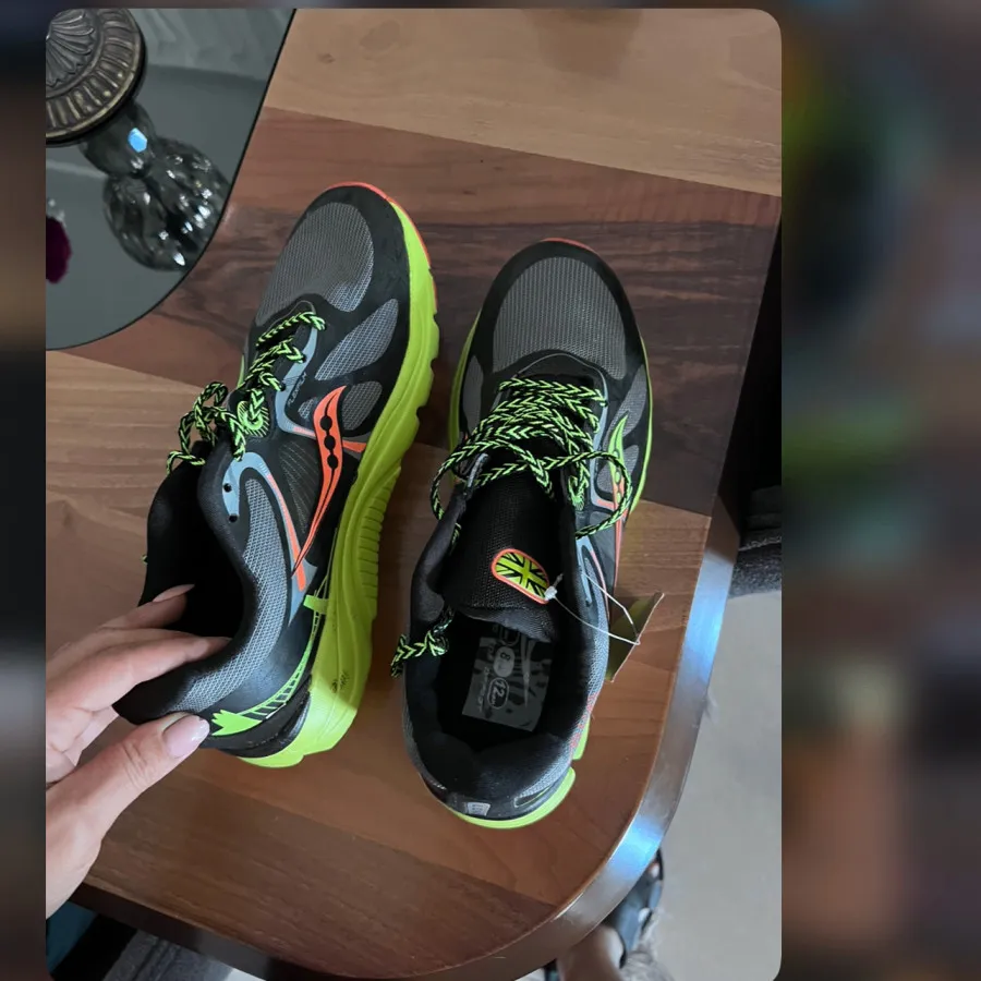 کفش کتونی اسپرت