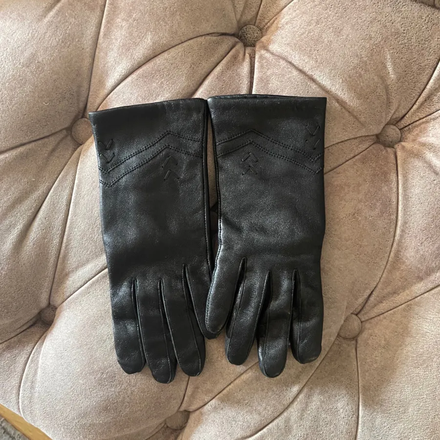 دستکش چرم