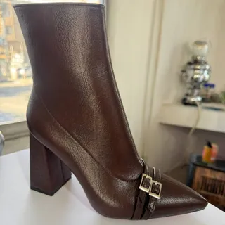 بوت کادنزا لاکچری