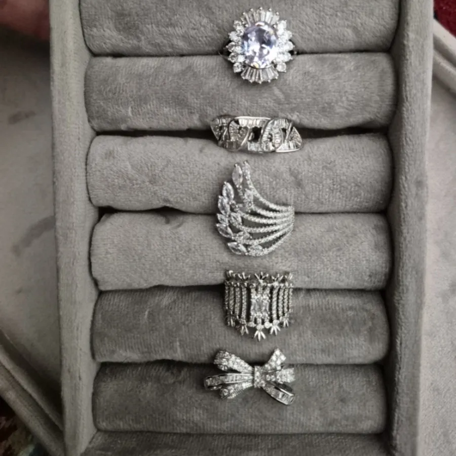 انگشتر جواهری