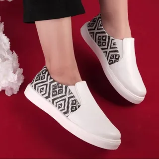 کفش/ ونس اسپرت طرحدار