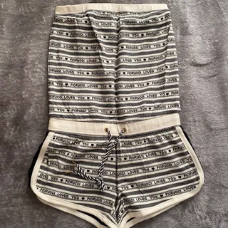 بیلرسوییت یا نیمتنه شورتی