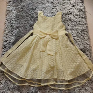 پیراهن دخترانه