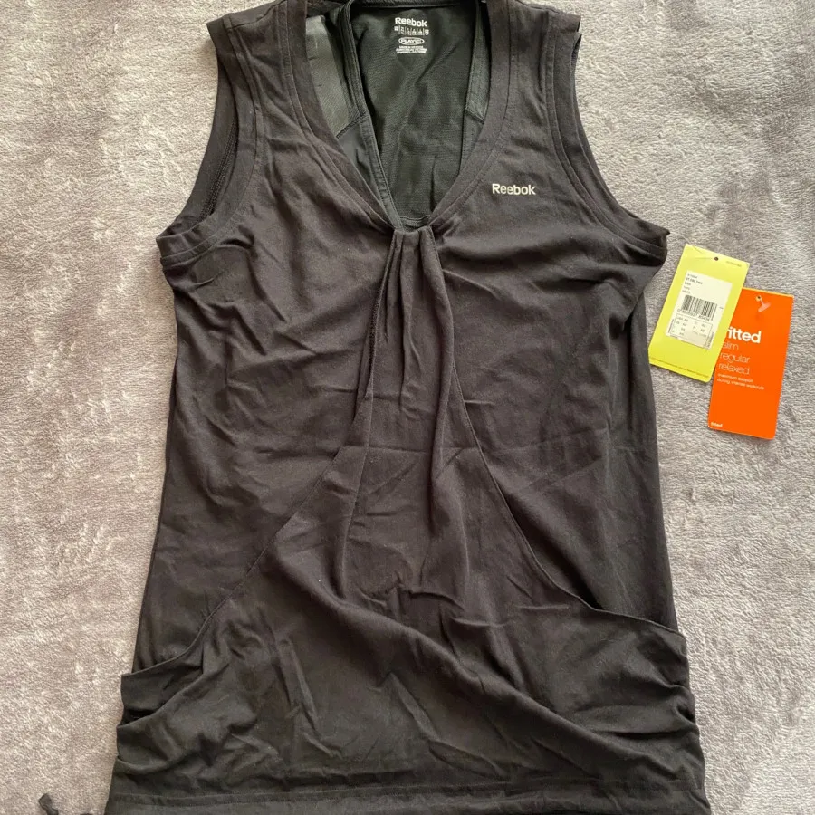 تاپ ورزشی ریباک