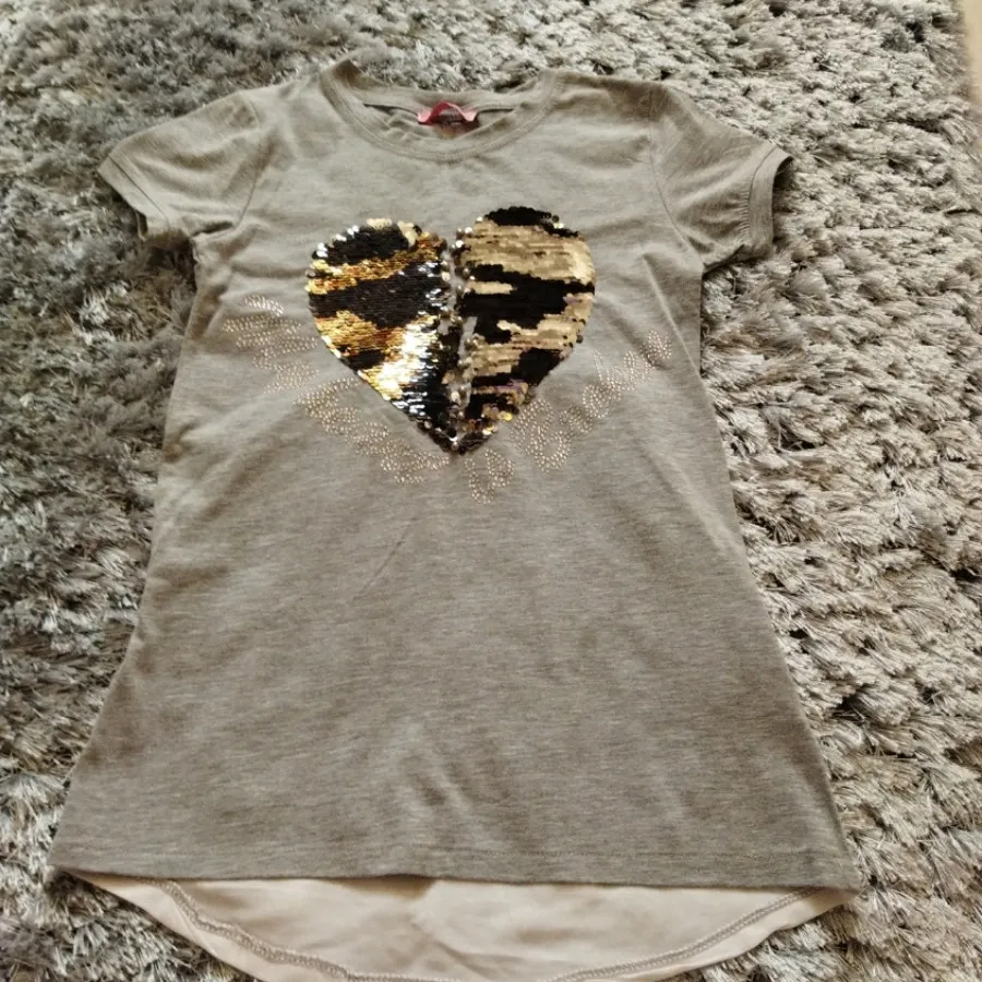 تیشرت دخترانه