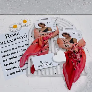 مینی اسکارف