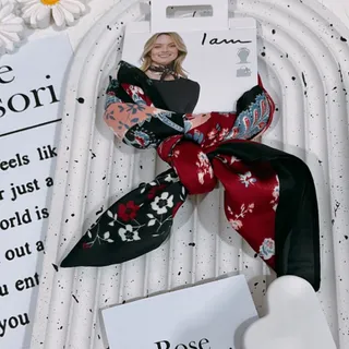 مینی اسکارف