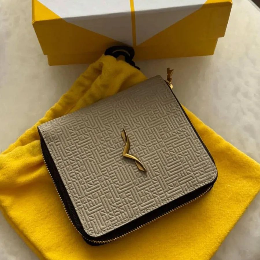 جاکارتی درسا چرم