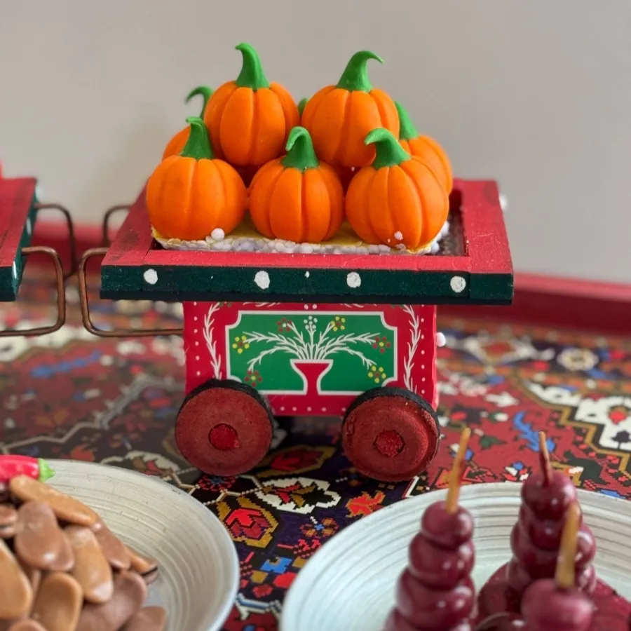 گاری چوبی یلدا