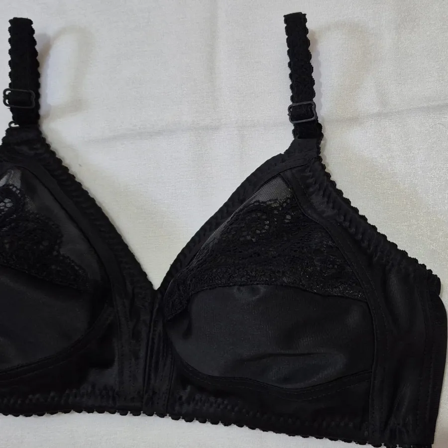 سوتین لعیا مشکی