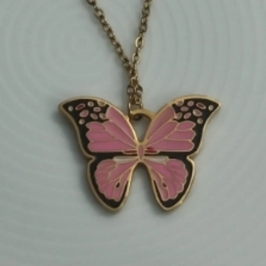 گردنبند پروانه رنگ ثابت