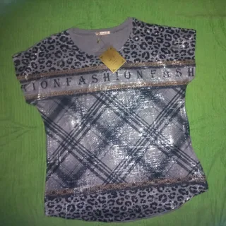 بلوز زنانه خاکستری طرحدار