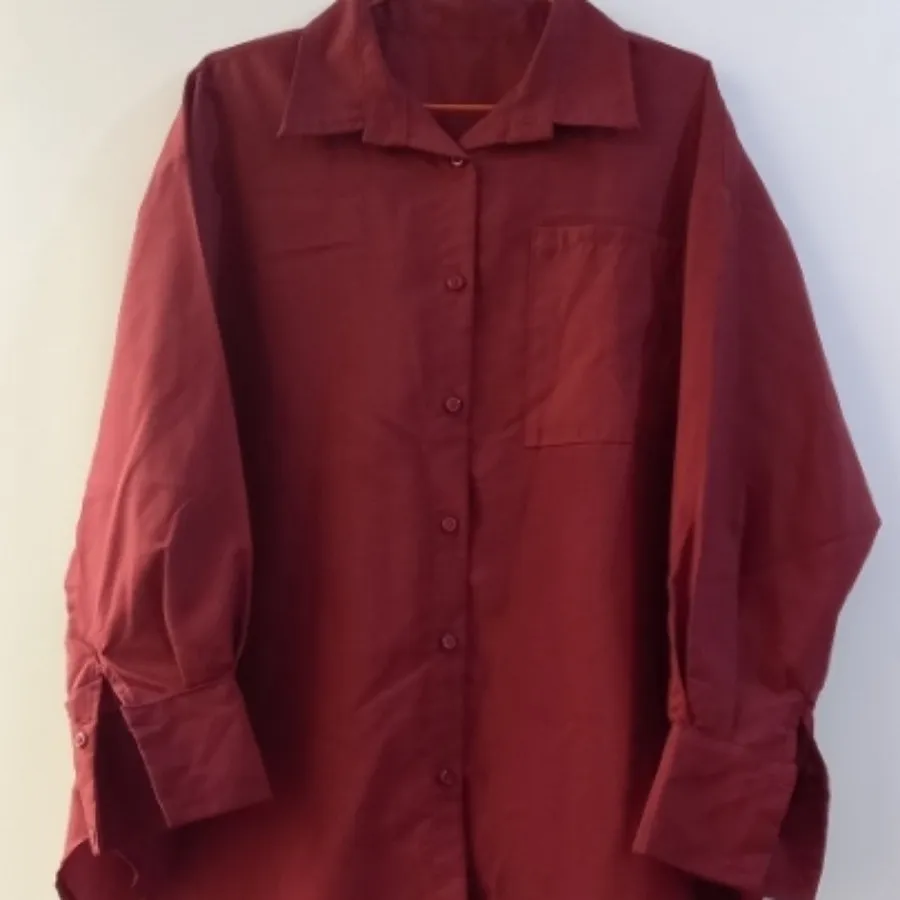 شومیز قرمز و آبی