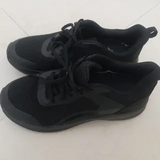 کتونی خارجی