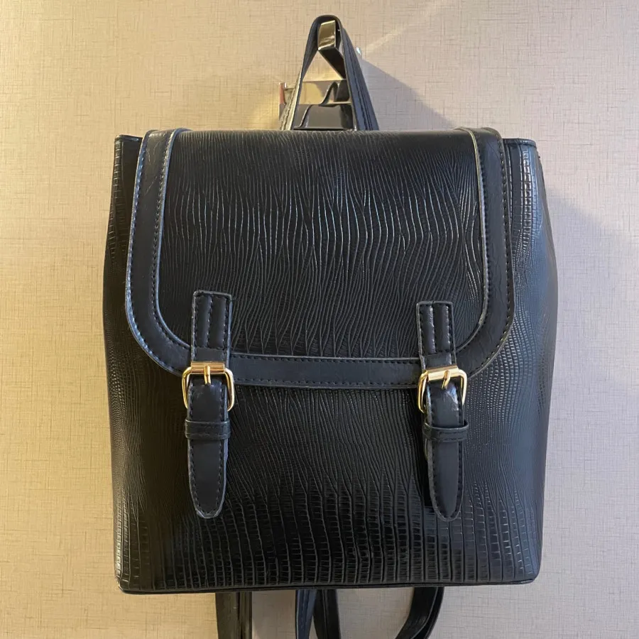 کوله پشتی دخترانه/زنانه