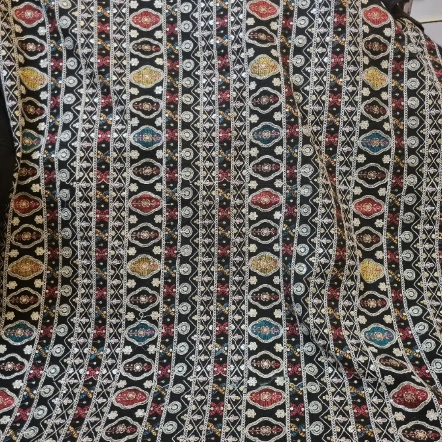 پارچه سوزن دوزی شده