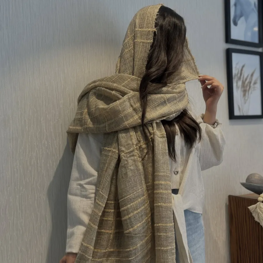شال کرم پاییزه