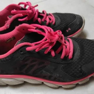 کفش اسپرت برند