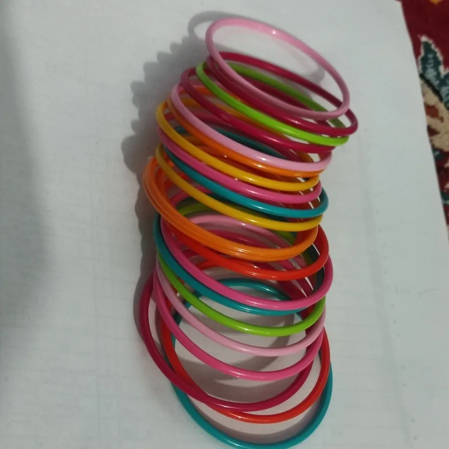 حلقه یا النگو رنگی