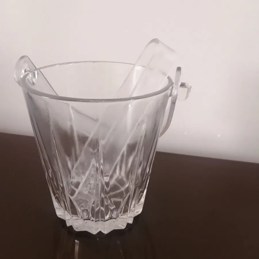 جا یخی شیشه ای