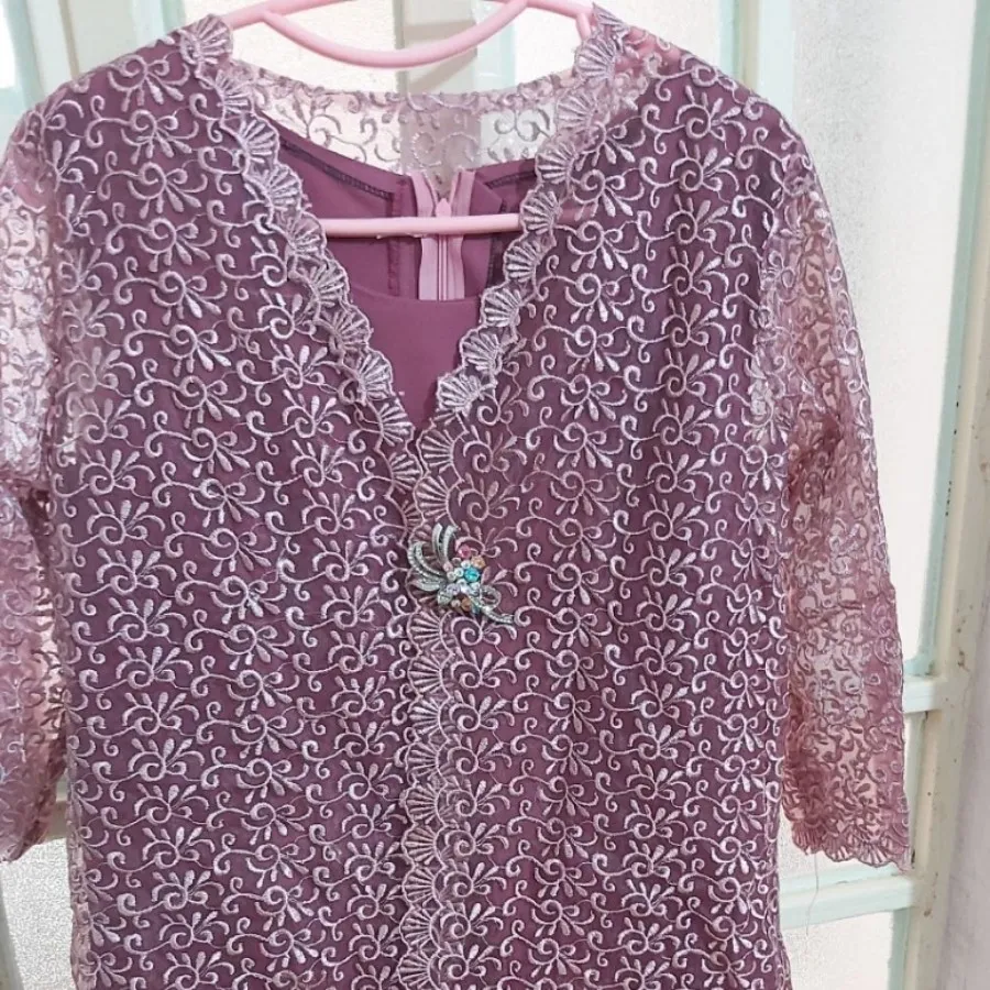 کت و سارافون