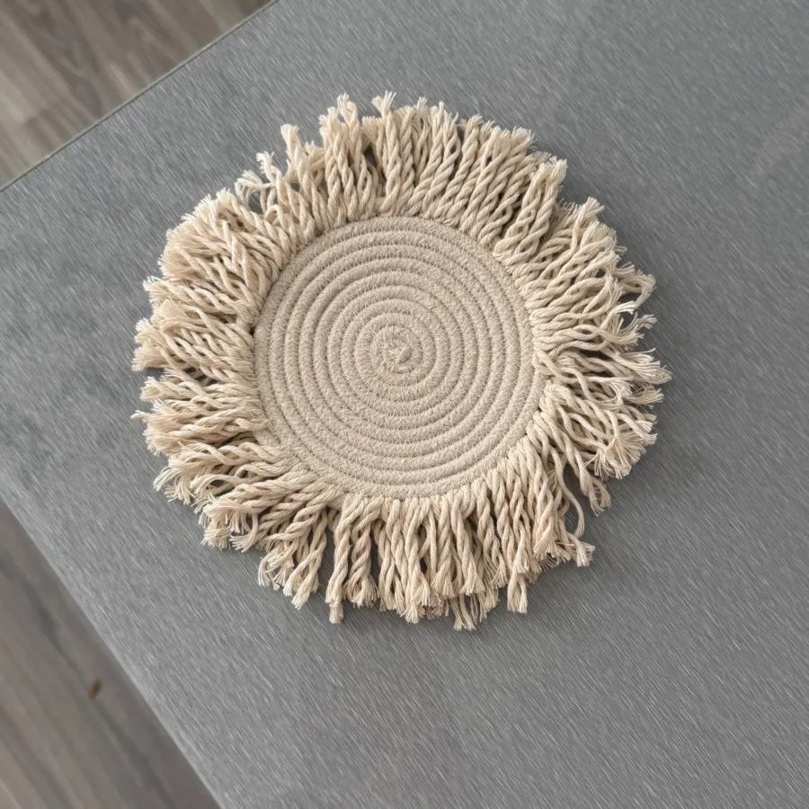 زیرلیوانی تریکو قیطانی