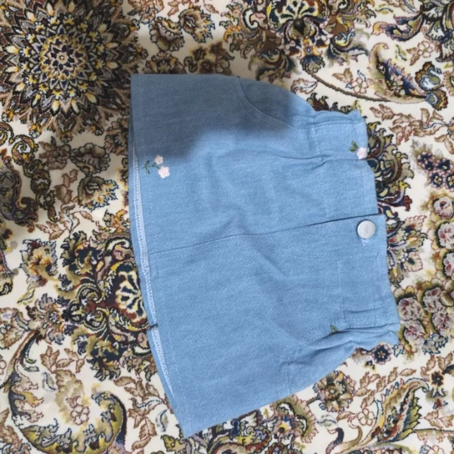 دامن جین گلدوزی بچگانه