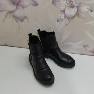 نیم بوت بغل کش