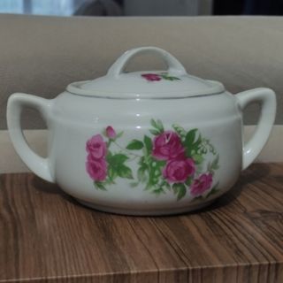 قندان گلسرخی