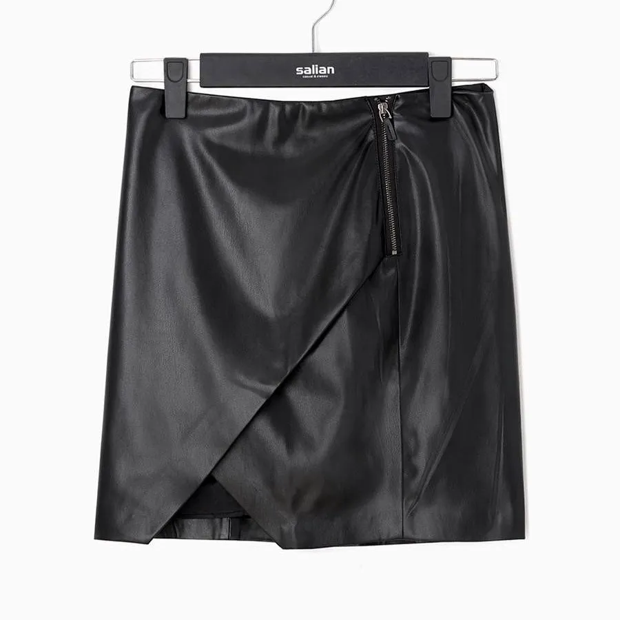 دامن چرم سالیان