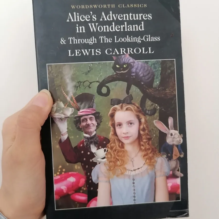 آلیس در سرزمین عجایب