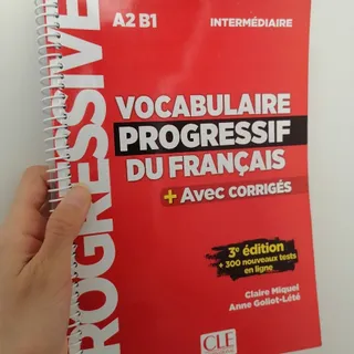 کتاب آموزش فرانسه A2B1