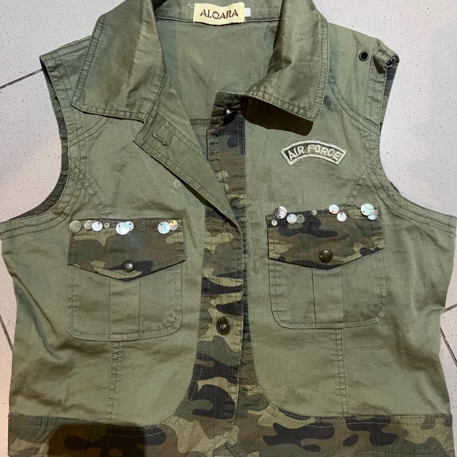 جلیقه سایز مدیوم لارج