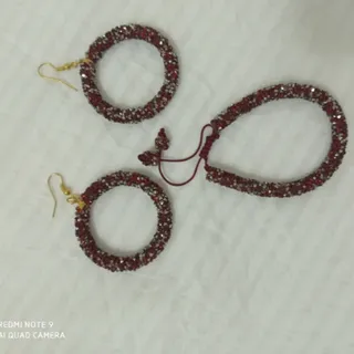 گوشواره و دستبند