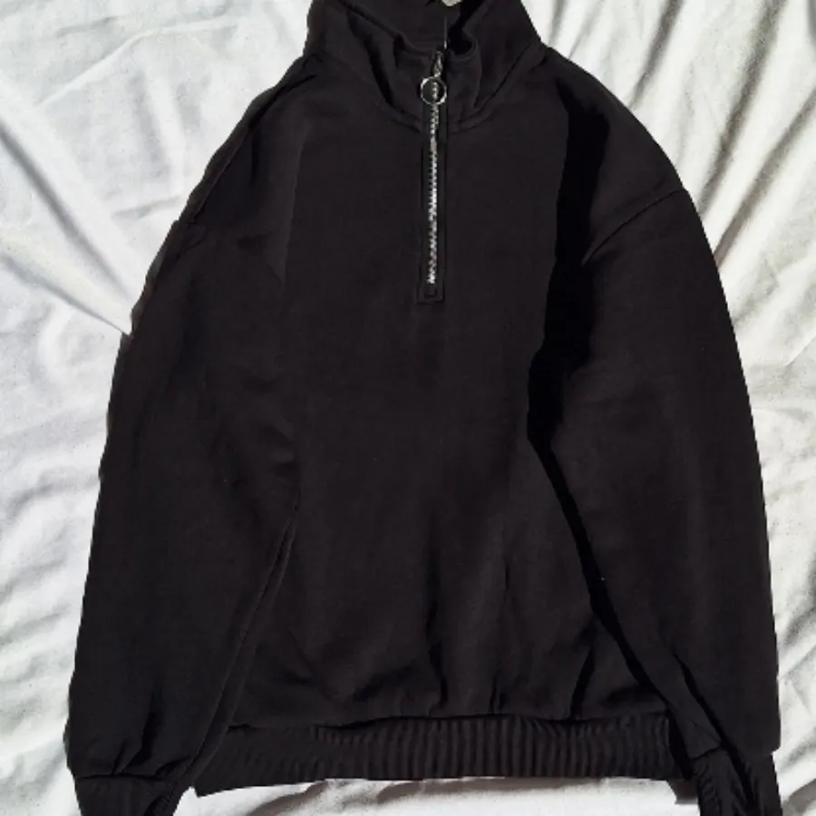 نیم زیپ داخل کرک برشکا