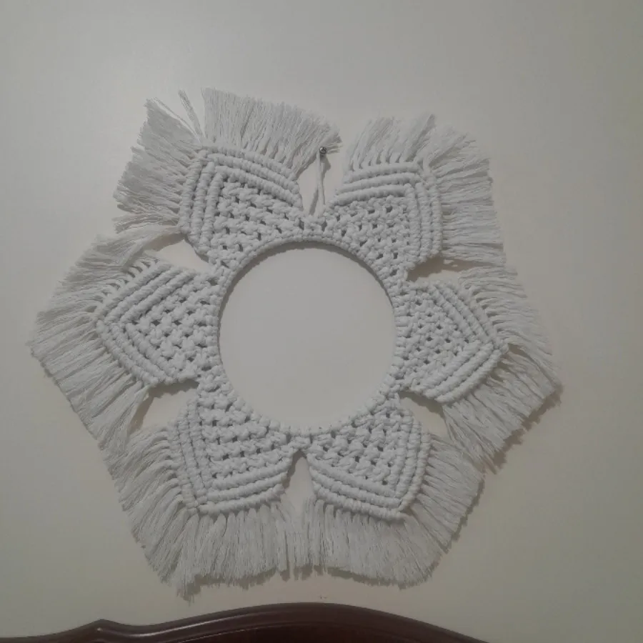 قاب آینه مکرومه