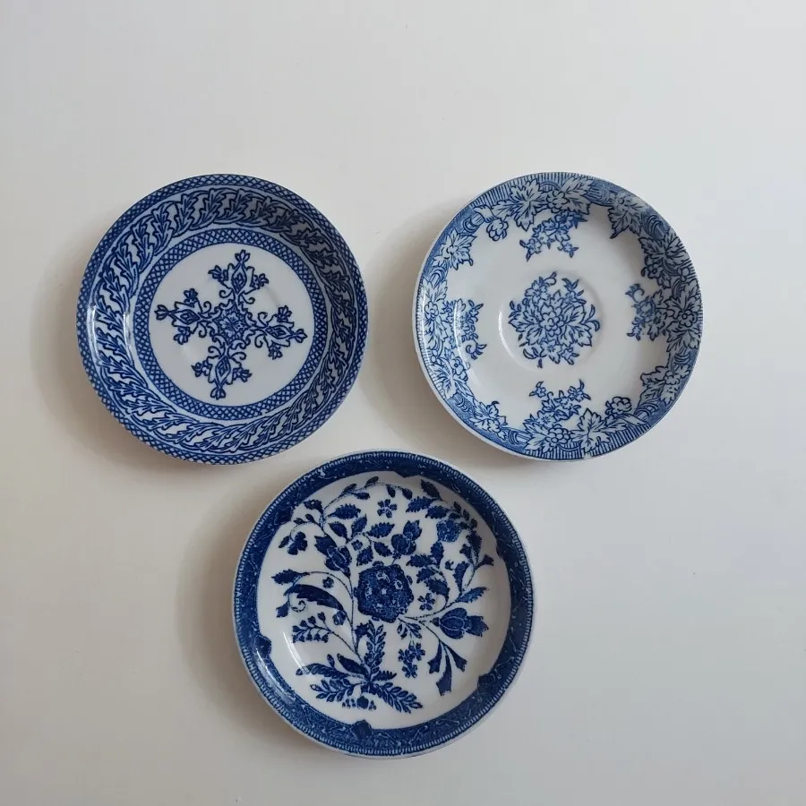 نعلبکی قلم آبی