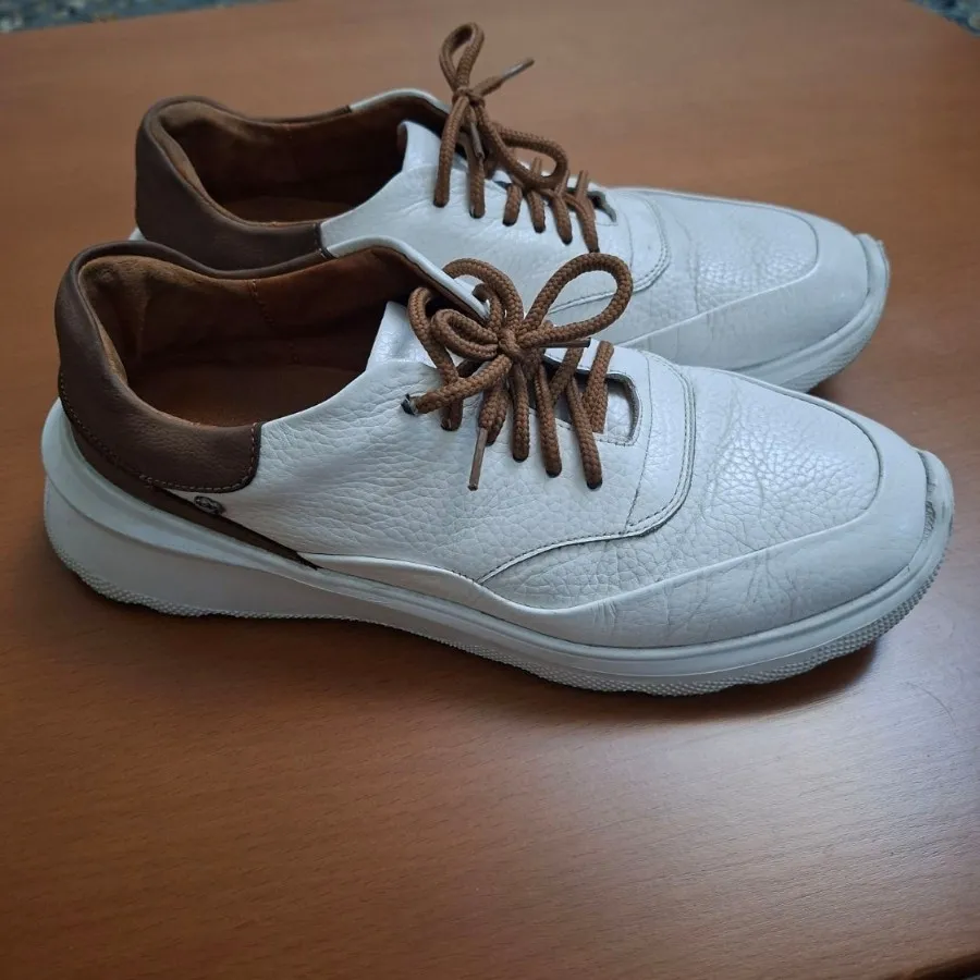 کتونی چرم سفید زنانه