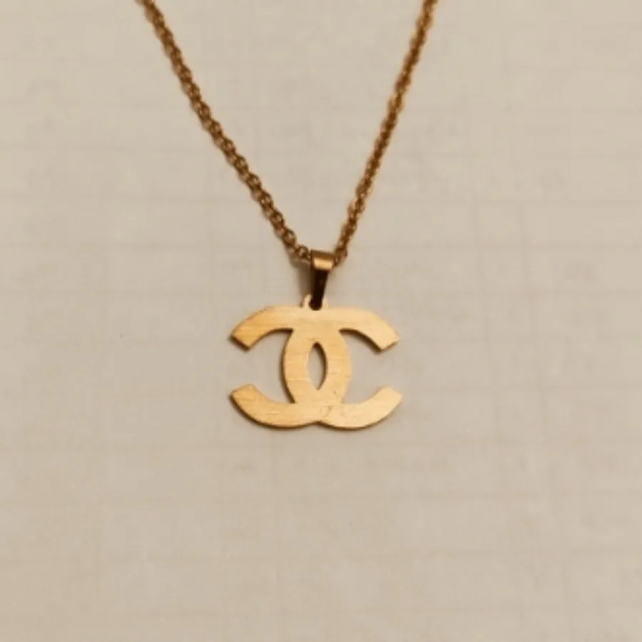 گردنبنداستیل گوچی رنگ ثاب