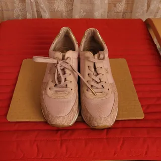 کتونی مایکل کورس