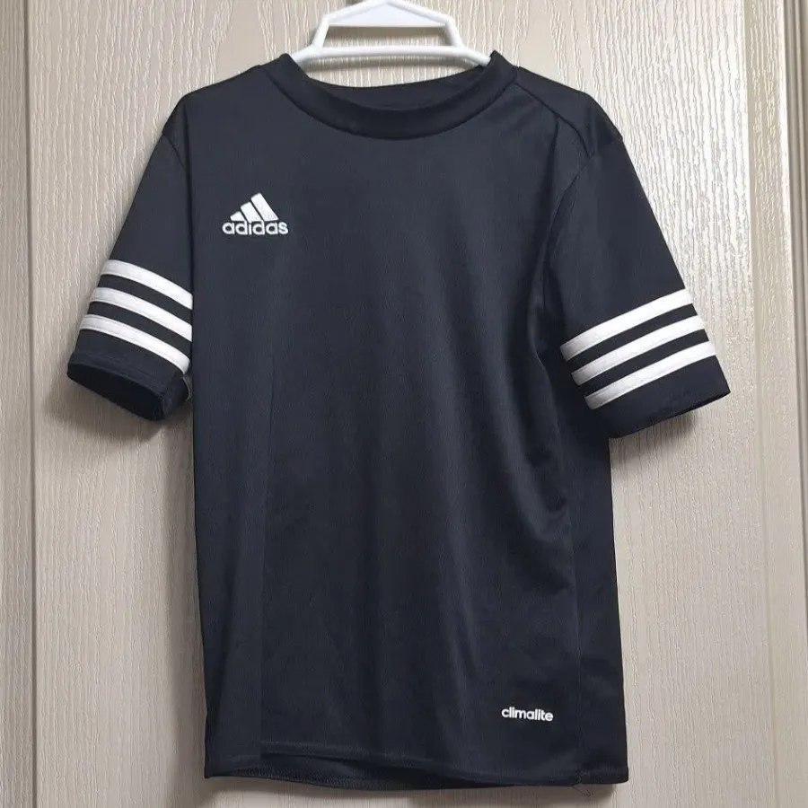 تیشرت ورزشی