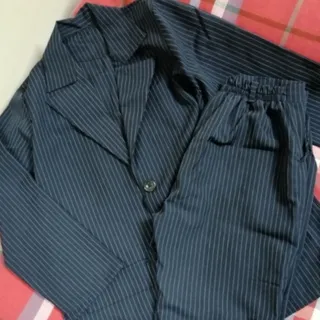 کت شلوار دیپلمات