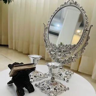 آیینه و شمعدان